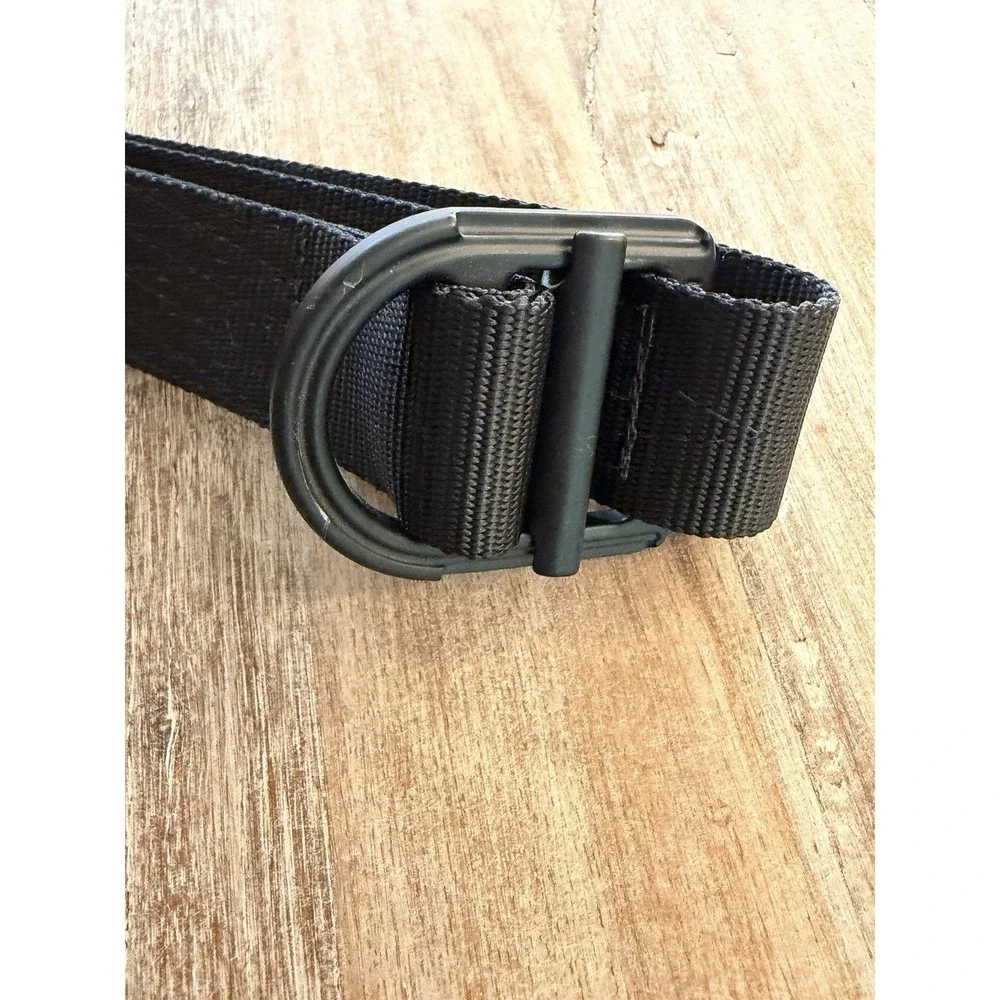 5.11 TACTICAL SERIES Men's BELT Size Medium 32-34 Heavy Duty Matte Black 1.5